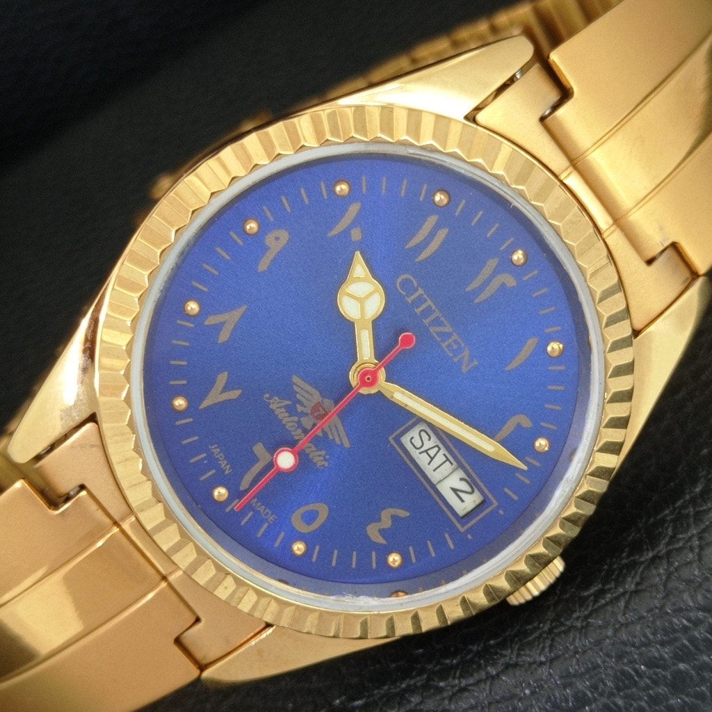 Vintage 1974 Citizen Automatic Mens Gold Watch WDaydate  Blue Accents